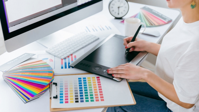 データ作成とレイアウト調整